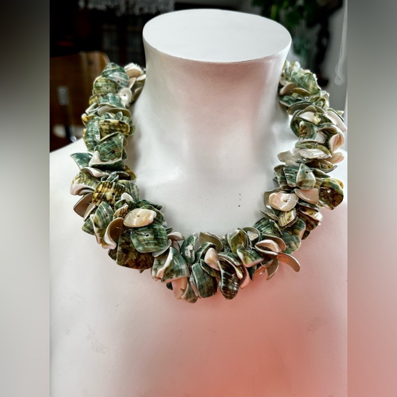 Abalone & Wired Chocker Necklace - Picture 7 of 7